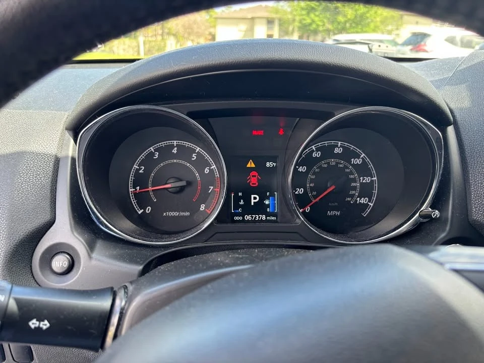 2018 Mitsubishi Outlander - Image 6 of 7