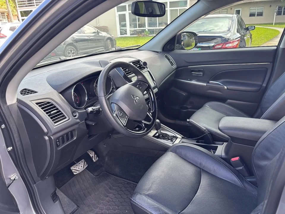 2018 Mitsubishi Outlander - Image 5 of 7
