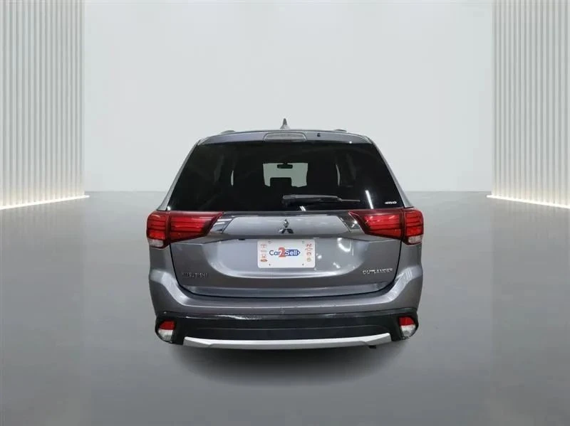 2018 Mitsubishi Outlander - Image 4 of 12
