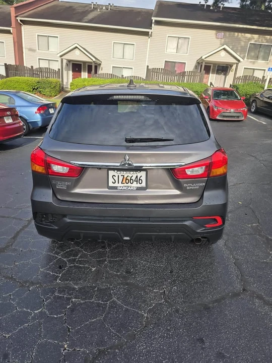 2018 Mitsubishi Outlander - Image 5 of 13