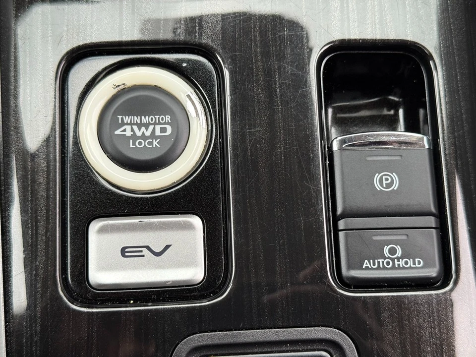 2018 Mitsubishi Outlander - Image 18 of 21