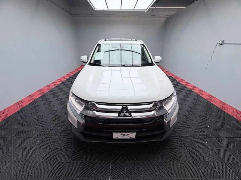 2018 Mitsubishi Outlander - Image 12 of 12