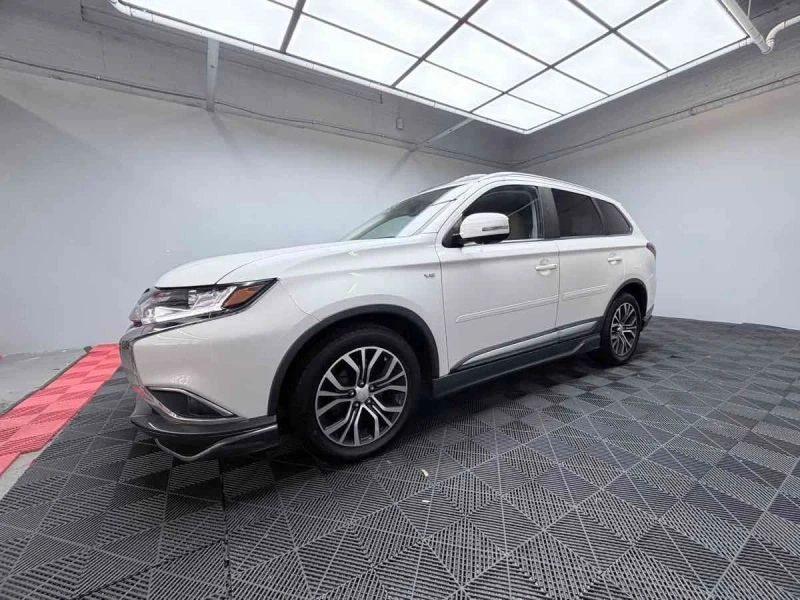2018 Mitsubishi Outlander - Image 4 of 12