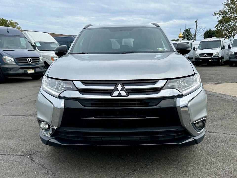 2018 Mitsubishi Outlander - Image 6 of 21