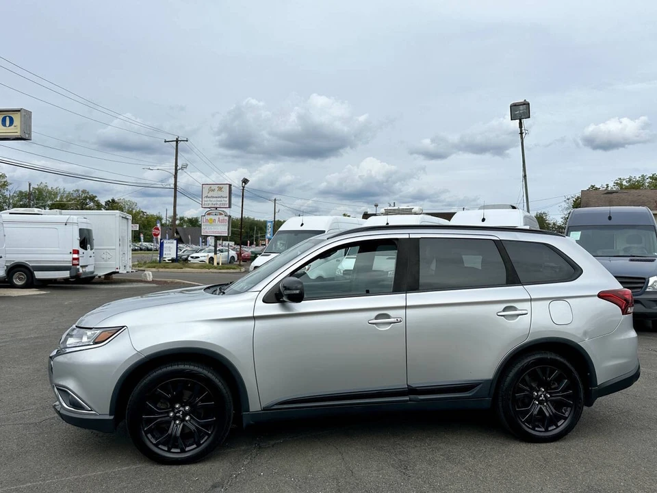 2018 Mitsubishi Outlander - Image 7 of 21