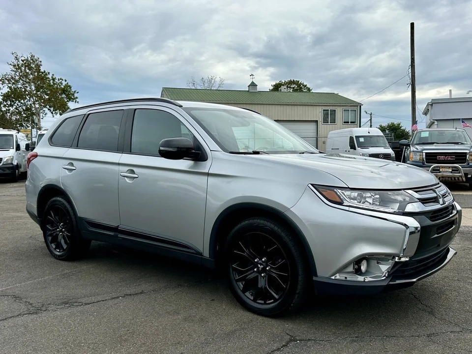 2018 Mitsubishi Outlander - Image 7 of 21