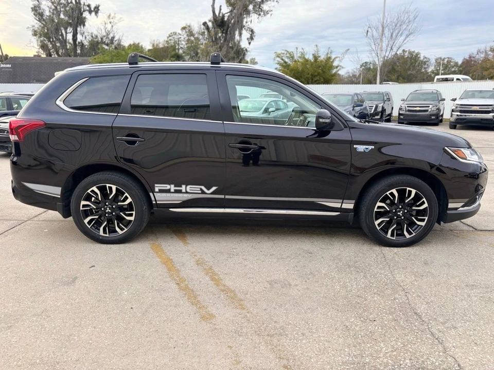 2018 Mitsubishi Outlander - Image 6 of 21
