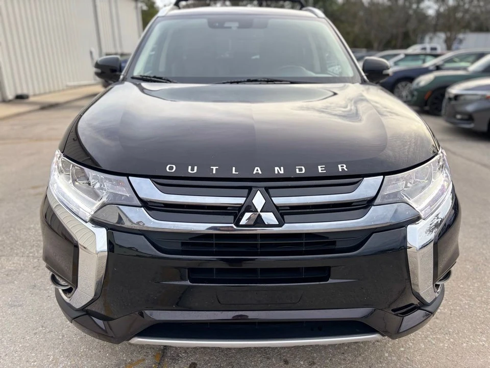 2018 Mitsubishi Outlander - Image 8 of 21