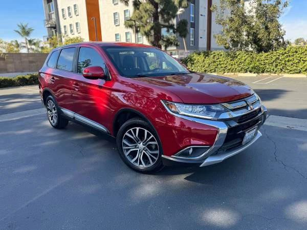 2018 Mitsubishi Outlander - Image 4 of 8