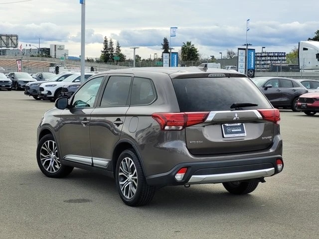2018 Mitsubishi Outlander - Image 7 of 12
