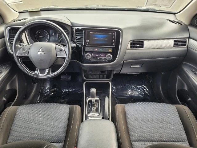 2018 Mitsubishi Outlander - Image 13 of 21