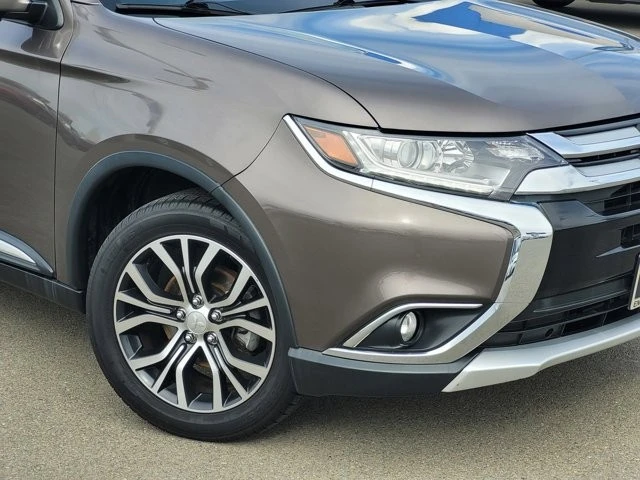 2018 Mitsubishi Outlander - Image 3 of 21