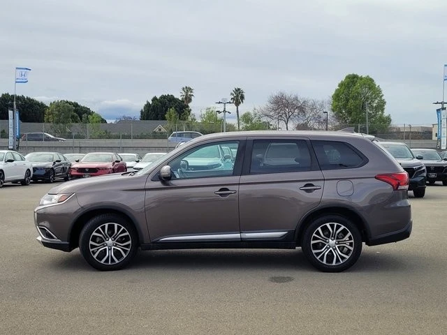 2018 Mitsubishi Outlander - Image 8 of 12