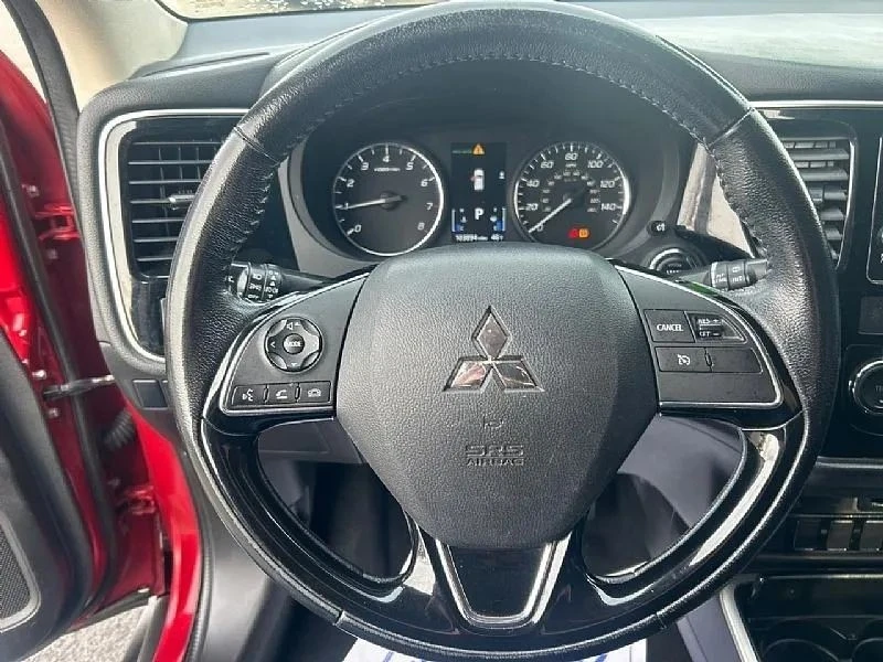 2018 Mitsubishi Outlander - Image 7 of 12