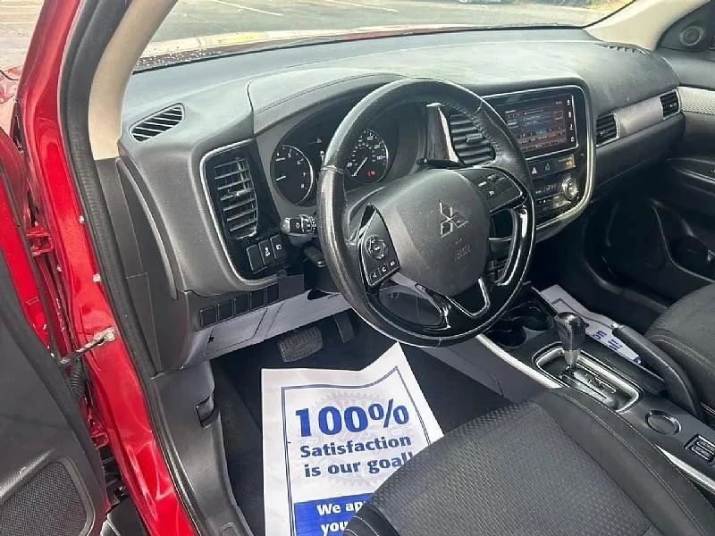 2018 Mitsubishi Outlander - Image 6 of 12