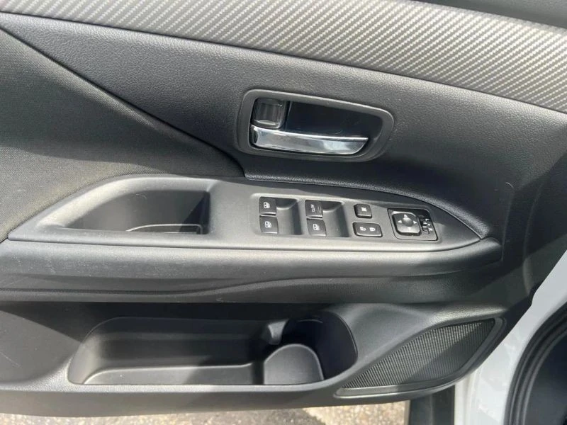2018 Mitsubishi Outlander - Image 10 of 12