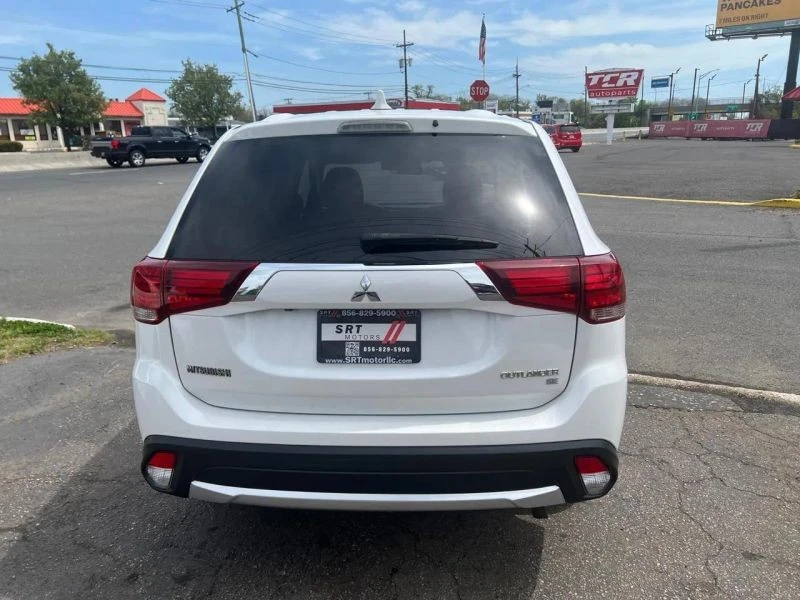 2018 Mitsubishi Outlander - Image 7 of 12