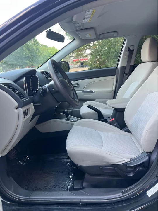 2018 Mitsubishi Outlander - Image 7 of 13