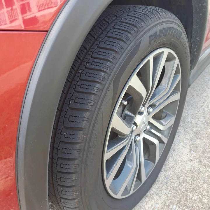 2018 Mitsubishi Outlander - Image 5 of 9