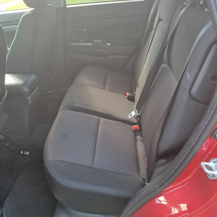 2018 Mitsubishi Outlander - Image 7 of 9