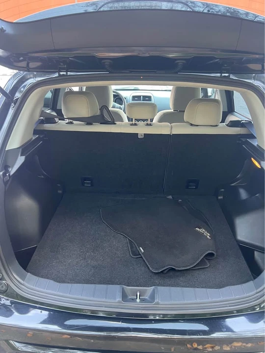 2018 Mitsubishi Outlander - Image 10 of 13