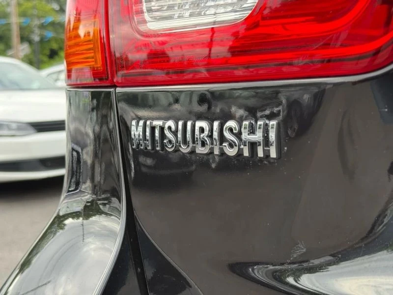 2018 Mitsubishi Outlander Sport - Image 8 of 12
