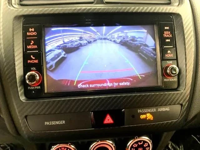 2018 Mitsubishi Outlander - Image 11 of 15