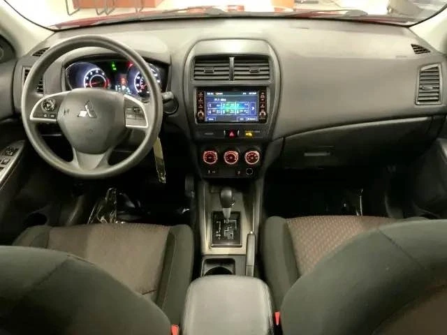 2018 Mitsubishi Outlander - Image 8 of 15