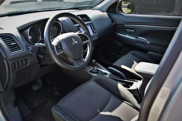 2018 Mitsubishi Outlander Sport - Image 11 of 18