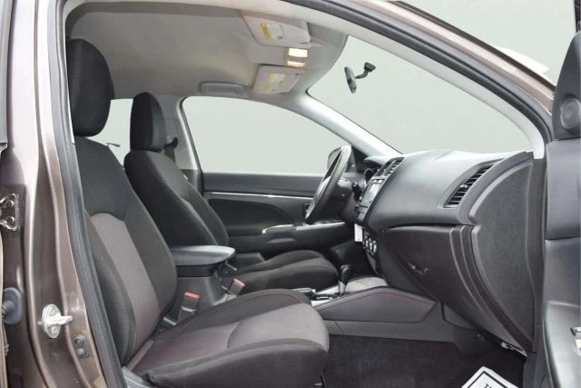 2018 Mitsubishi Outlander - Image 12 of 21