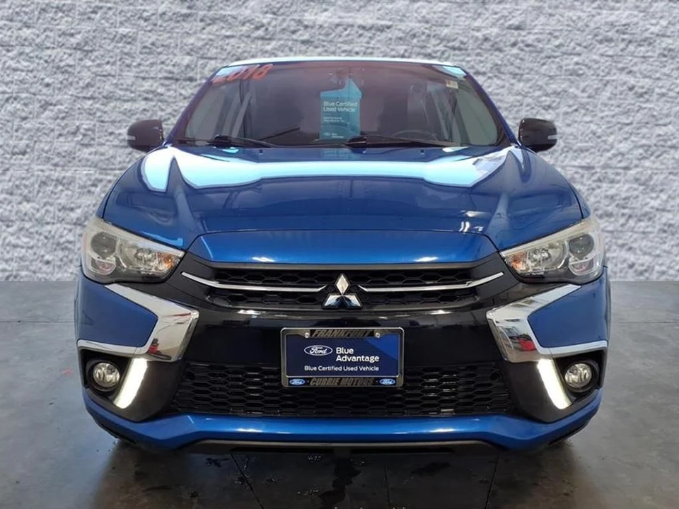 2018 Mitsubishi Outlander - Image 2 of 21