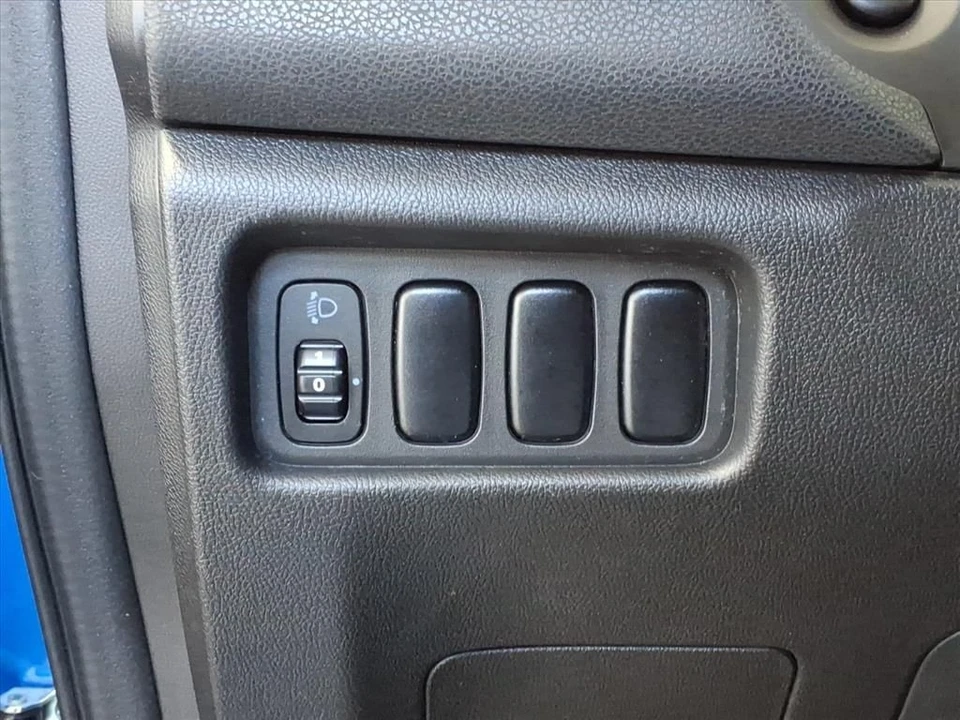 2018 Mitsubishi Outlander - Image 13 of 21