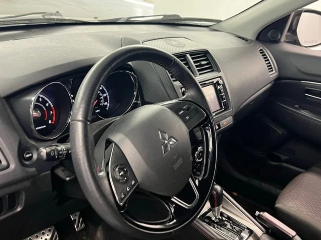 2018 Mitsubishi Outlander - Image 6 of 8