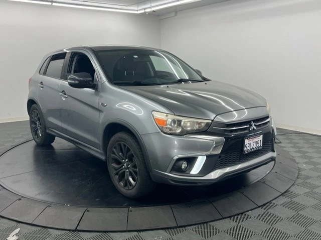 2018 Mitsubishi Outlander - Image 2 of 8