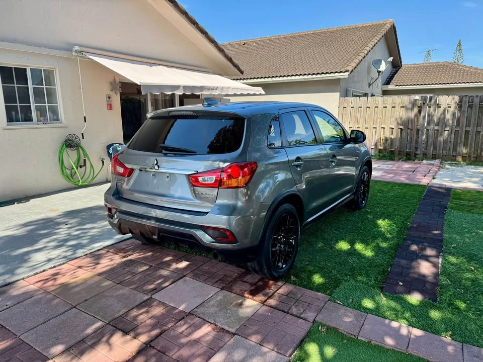 2018 Mitsubishi Outlander Sport - Image 3 of 10