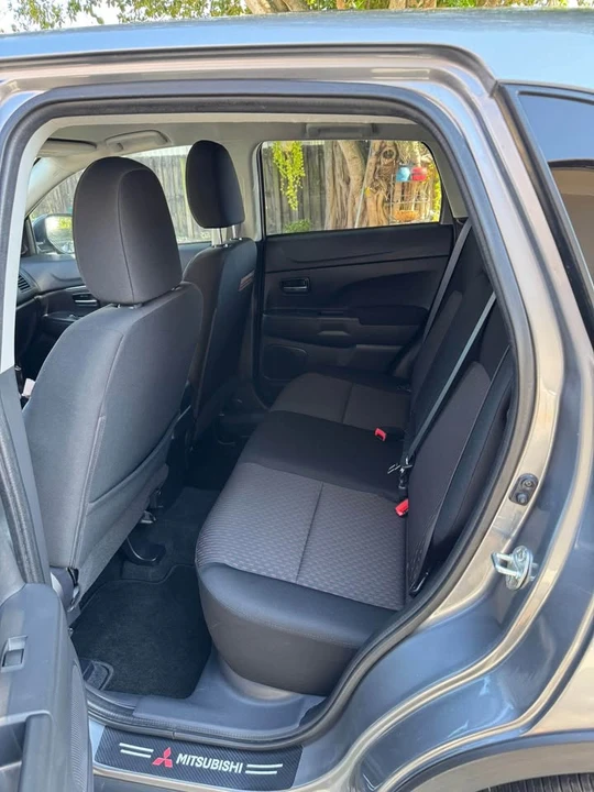 2018 Mitsubishi Outlander Sport - Image 6 of 10