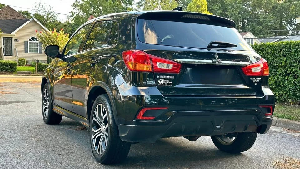 2018 Mitsubishi Outlander Sport - Image 8 of 20