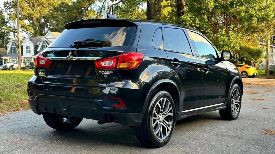 2018 Mitsubishi Outlander Sport - Image 10 of 20