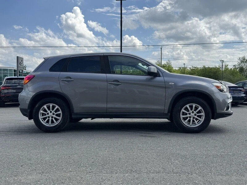 2018 Mitsubishi RVR - Image 8 of 11