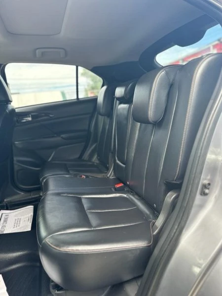 2018 Mitsubishi Eclipse - Image 16 of 20