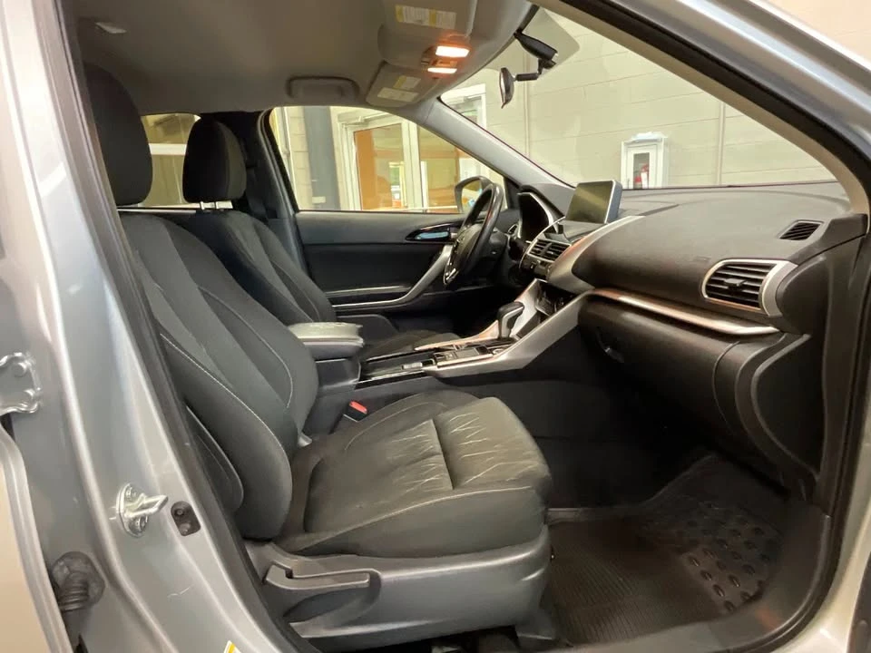 2018 Mitsubishi Eclipse Cross - Image 14 of 18
