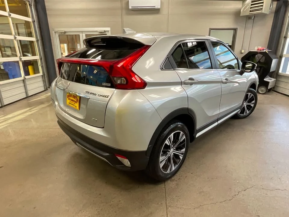 2018 Mitsubishi Eclipse Cross - Image 5 of 18