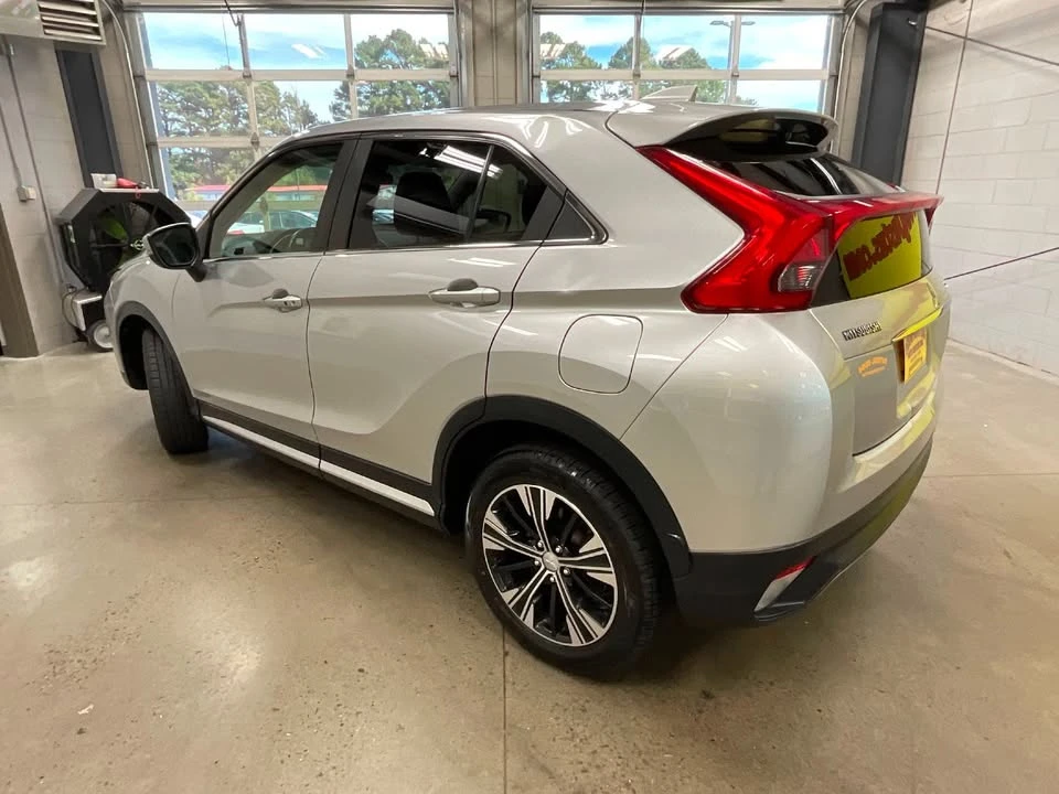 2018 Mitsubishi Eclipse Cross - Image 3 of 18