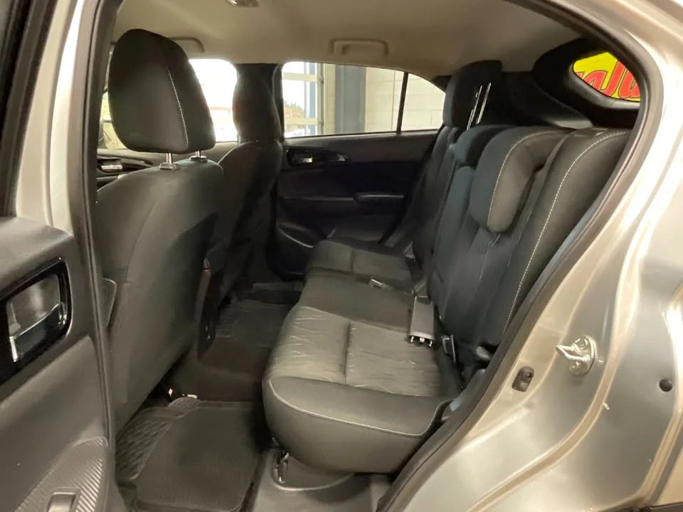 2018 Mitsubishi Eclipse Cross - Image 11 of 18