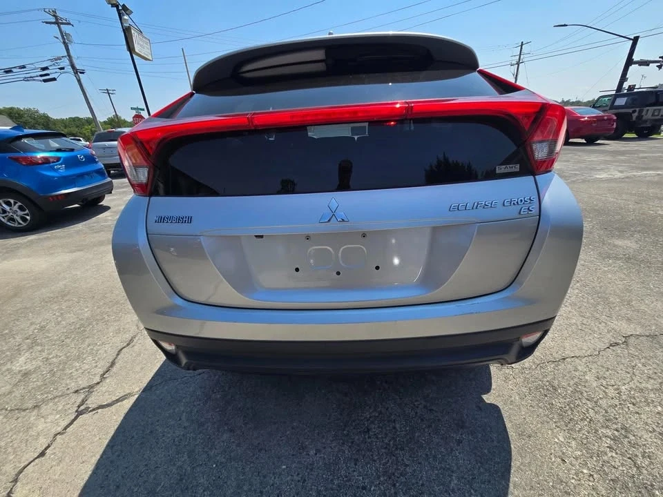 2018 Mitsubishi Eclipse Cross - Image 4 of 10