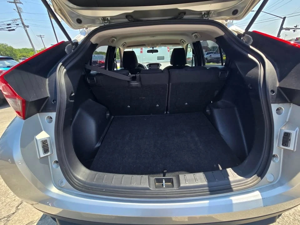 2018 Mitsubishi Eclipse Cross - Image 5 of 10