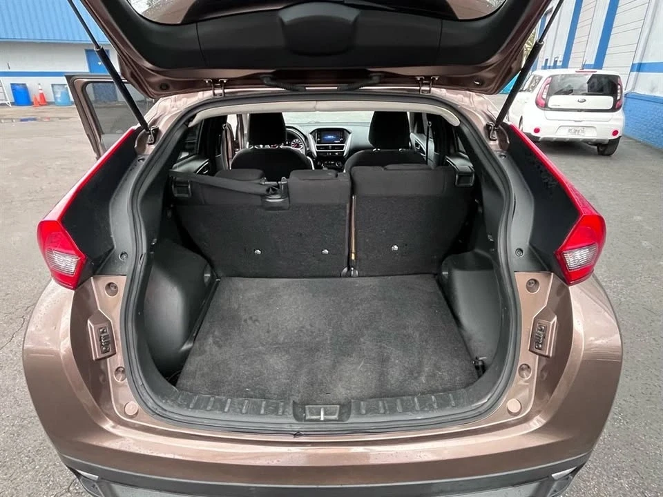 2018 Mitsubishi Eclipse Cross - Image 5 of 6