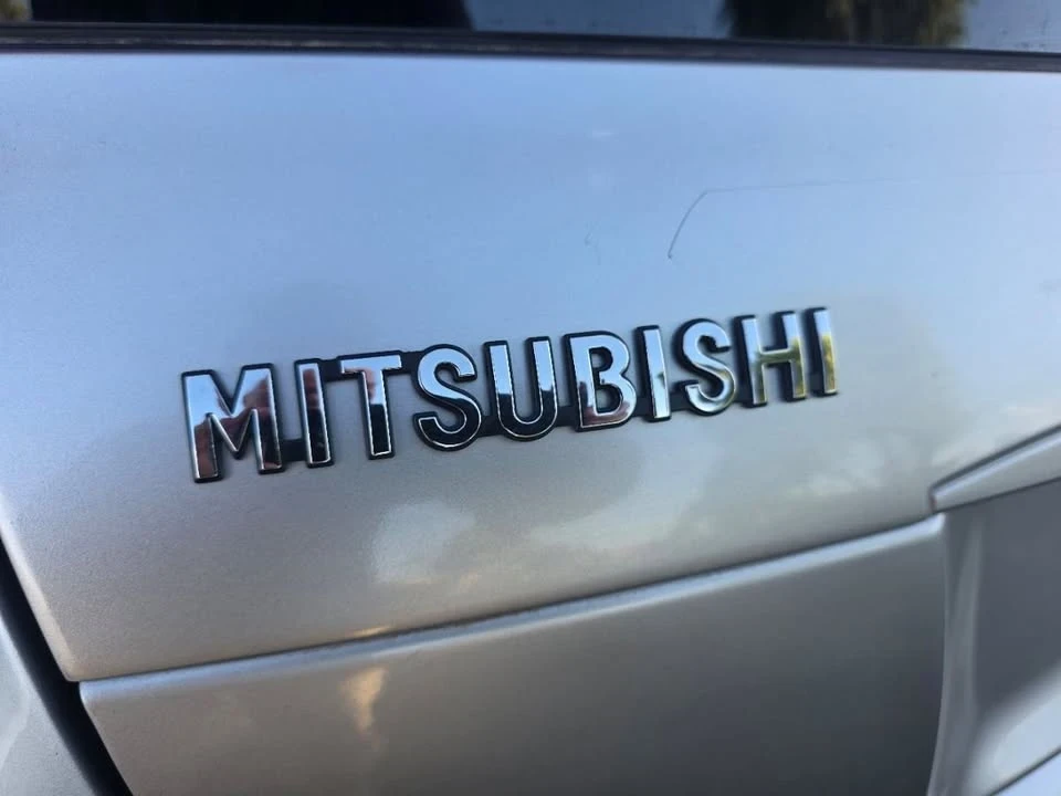 2018 Mitsubishi Eclipse Cross - Image 5 of 20