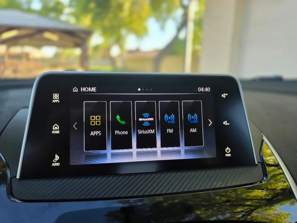 2018 Mitsubishi Eclipse Cross - Image 15 of 18