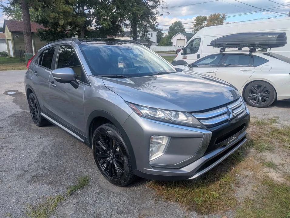 2018 Mitsubishi Eclipse Cross - Image 2 of 11